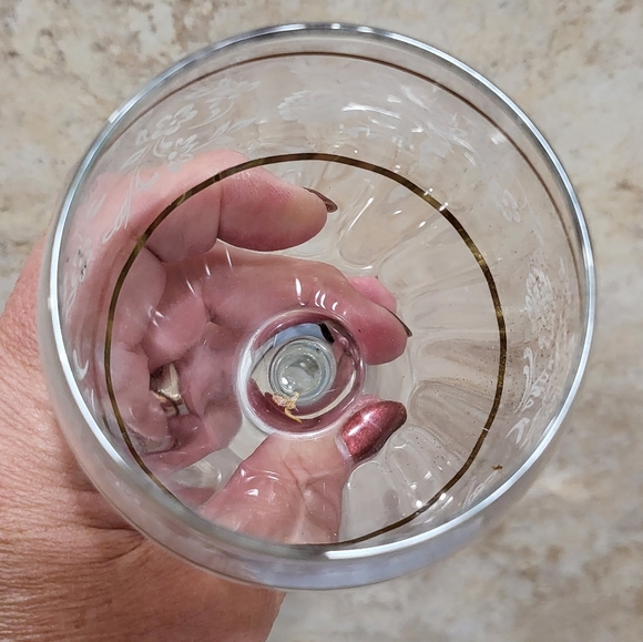 Pasabahce Circle of Art * White Rose Wine Glasses* 8.25oz. - Picture 9 of 12